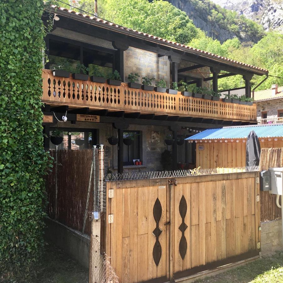 Casas Rurales De Cain Guest House ภายนอก รูปภาพ